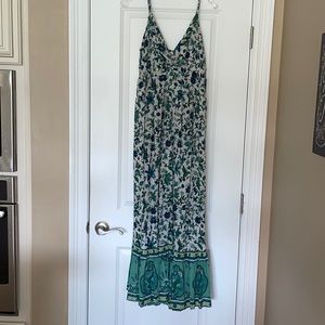 Women’s song summer dress size large